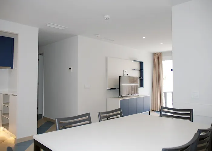 Sunway Arizona 2* Сиджес